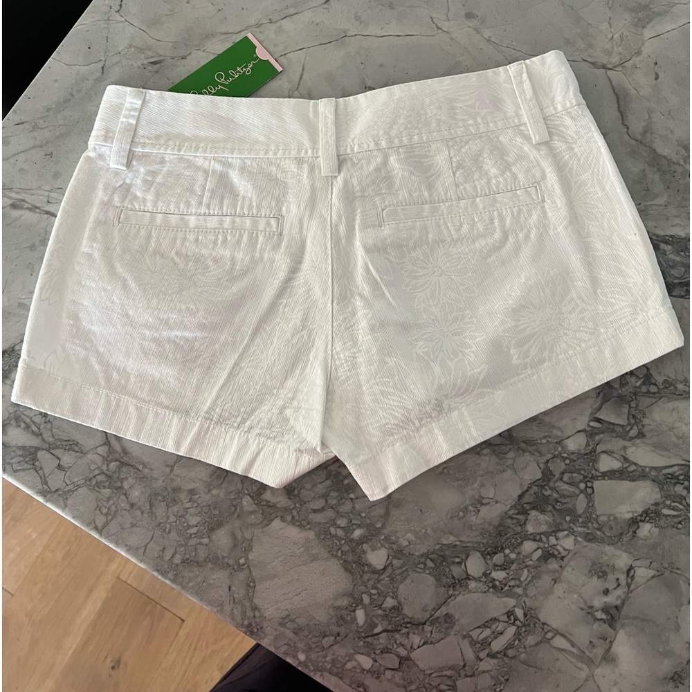 Lilly Pulitzer Walsh short white